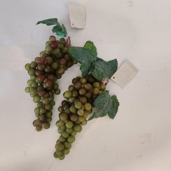 Vintage MCM set of 2 Plastic Mini Cognac Grapes with tags 7' - Picture 5 of 5